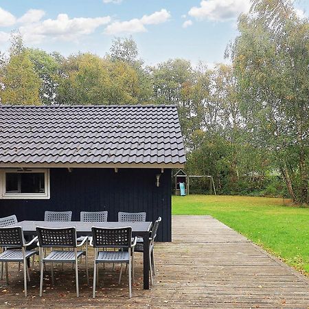 Four-Bedroom Holiday Home In Vaeggerlose 8 Bøtø By Exteriér fotografie